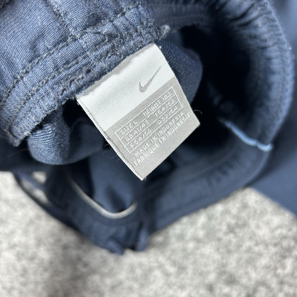 Nike Giacche: Nike 2000 tracksuit  – Usato da La Sagne NE venduto da Matlasape 1