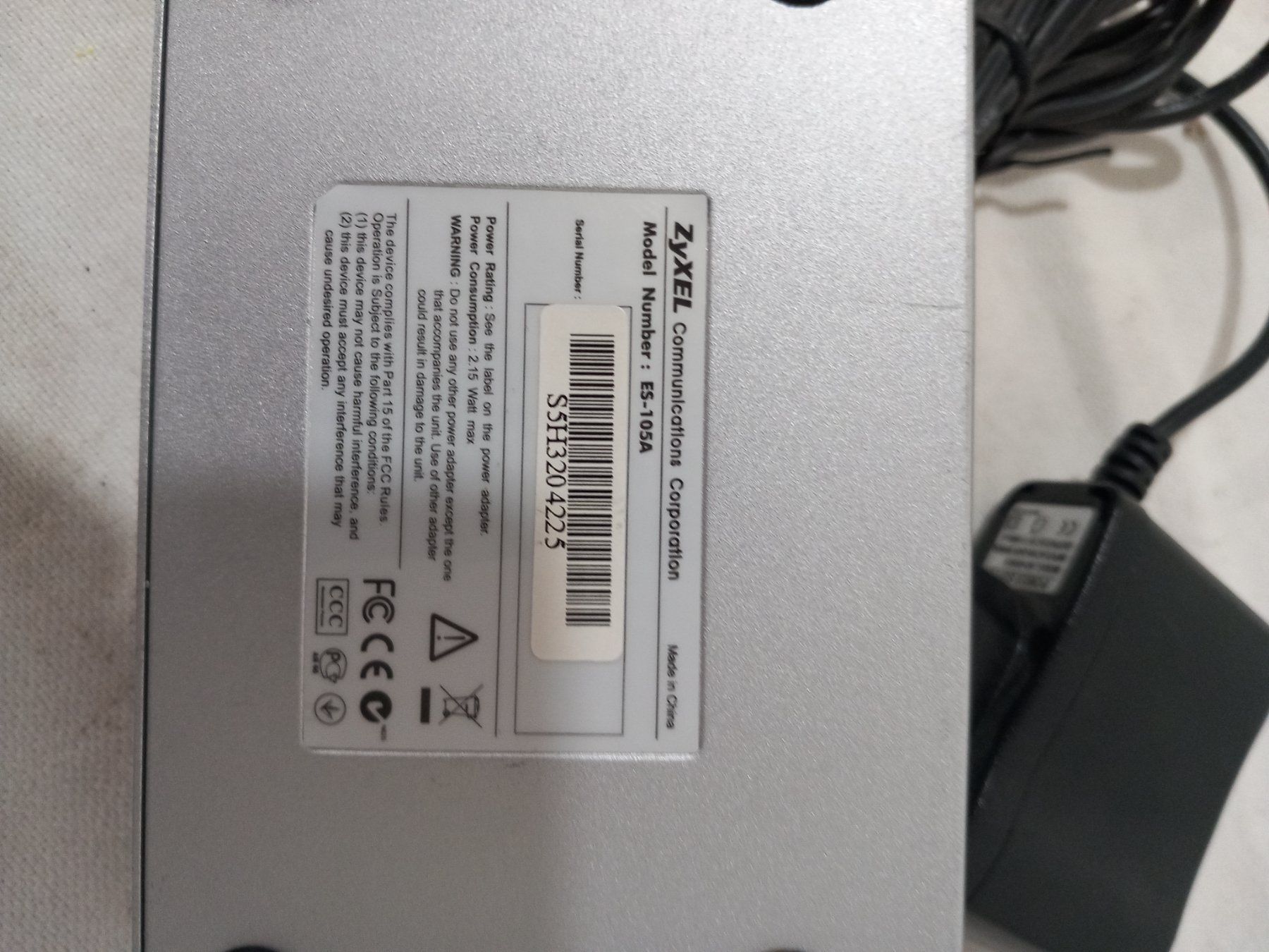 Zyxel Hub & Switch: Zyxel Desktop Ethernet Switch, 5-Port, ES-105A – Usato da Rheinau venduto da profitronic.shop 8