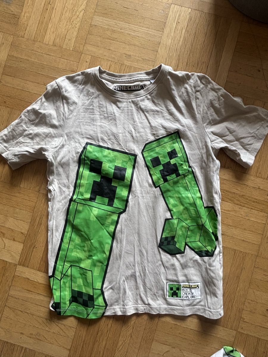Kleiderpakete & -sets: Lot de 5 pull minecraft – Gebraucht aus Petit-Lancy von Hpk_tbk 4