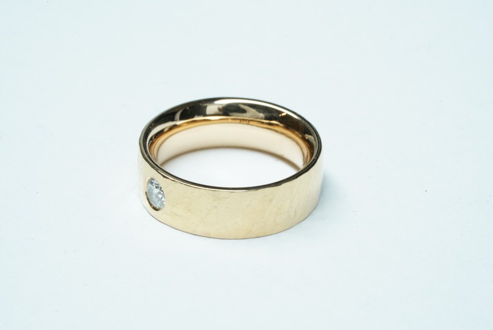 Anelli: Fingerring 18k Gelbgold mit Diamant – Usato da Bülach venduto da Re-Jewelled 2