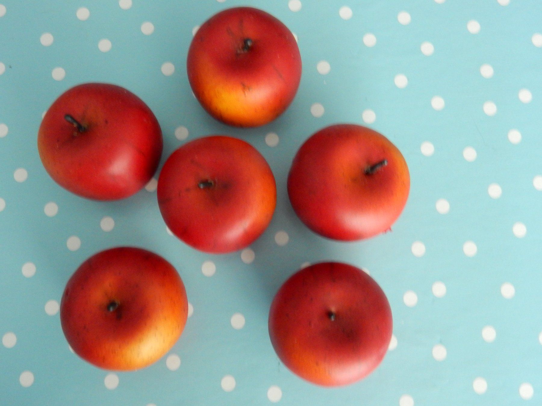 Tutte le decorazioni: Apfel: 6 rote Kunst-Äpfel, Herbstdeko, neuwertig – Usato da Jona venduto da simongarden 2