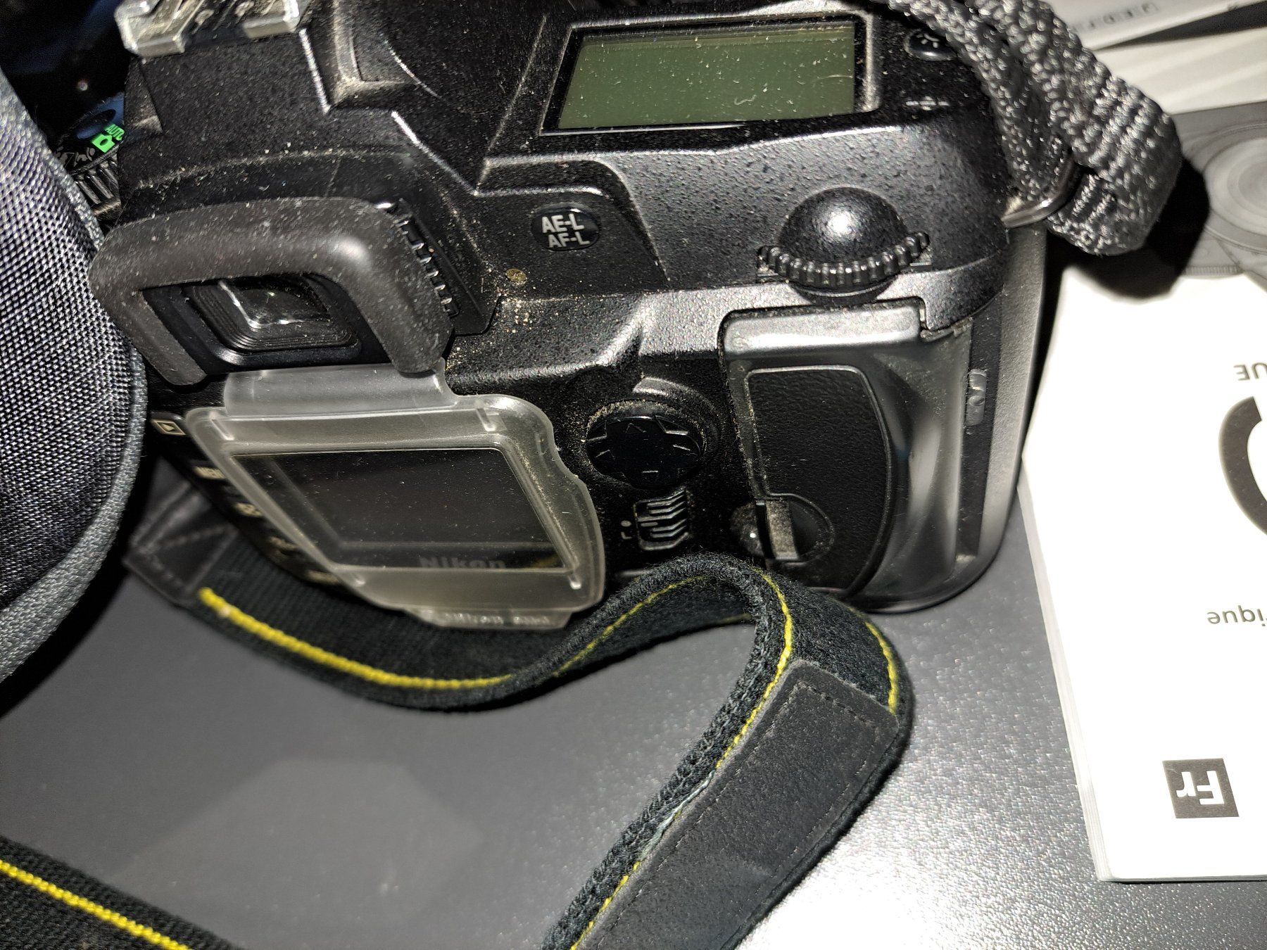 Nikon Fotocamera: Nikon D70 Reflex Kamera + 4 objectifs + sac à dos – Usato da Gimel venduto da YanR. 2