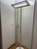 Stehleuchte für Wohnzimmer oder Büro