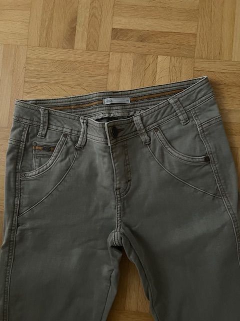 Nile Jeans: "NILE" Jeans Gr. XS – Neu (gemäss Beschreibung) aus Walenstadt von ricamul 1