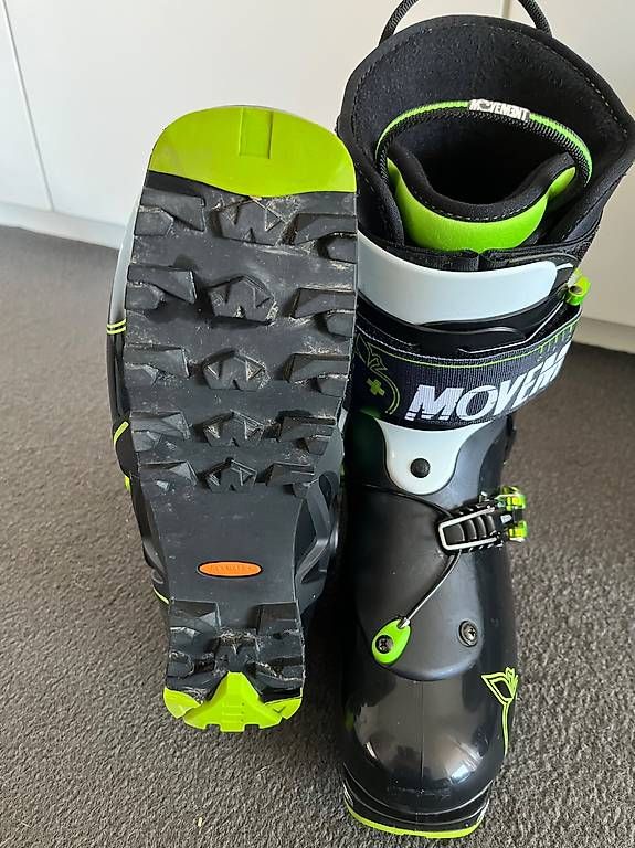 Chaussures hommes: Movement Alp Tracks chaussures – D'occasion à Corseaux par Perol01 3