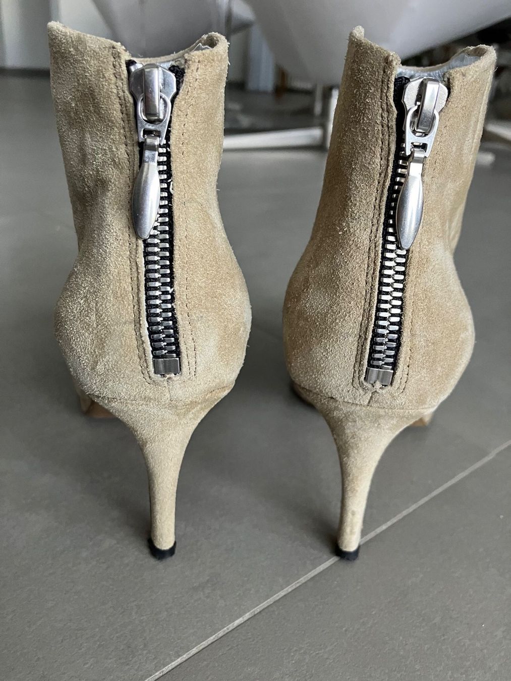 Scarpe da donna: Free Lance - bottines en daim crème – Usato da Vich venduto da SophieCo 1
