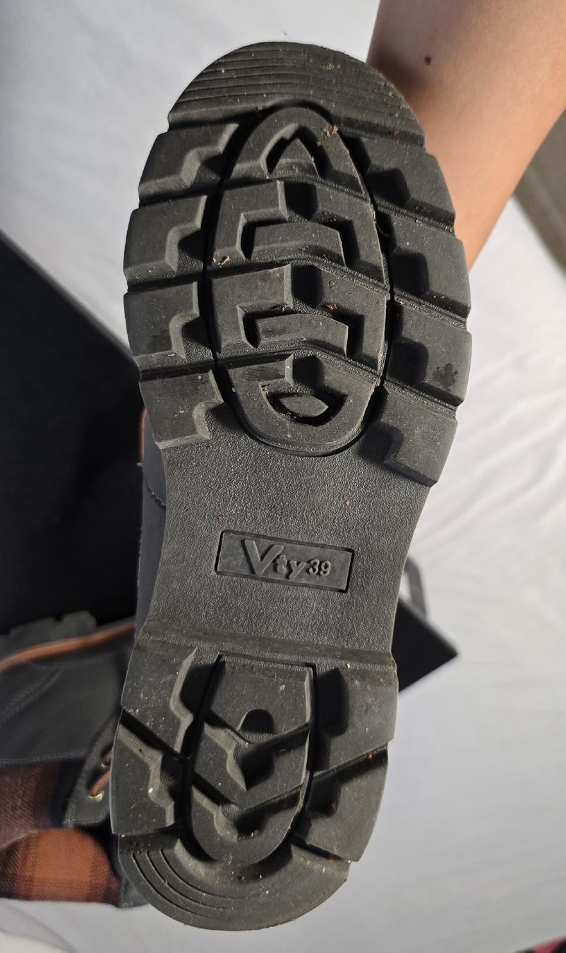Scarpe da uomo: Stiefel Grösse 39 – Usato da Basel venduto da gin_77cv 1