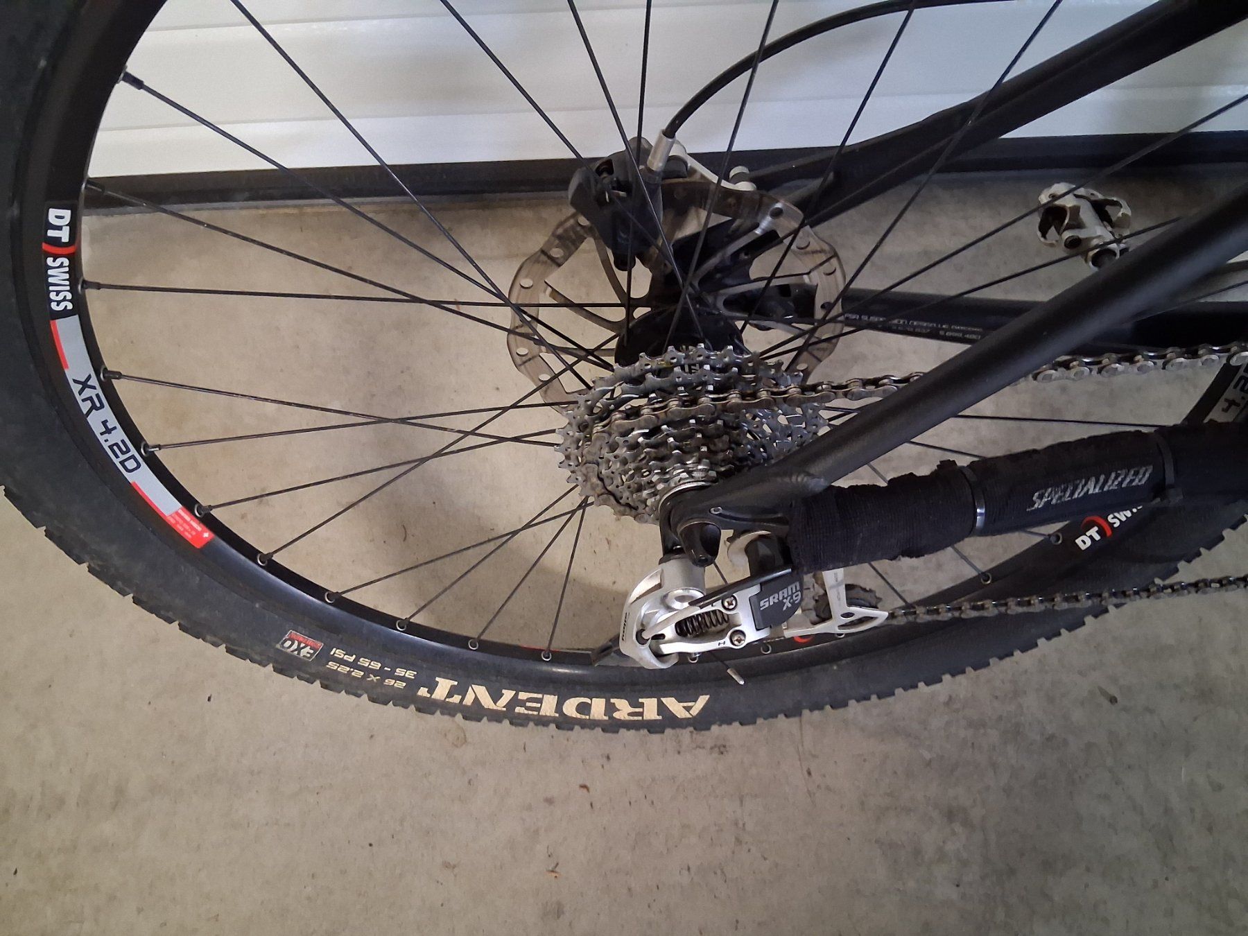 Pneus & Kompletträder: mountain bike – Gebraucht aus Erlen von Ratzi992 4