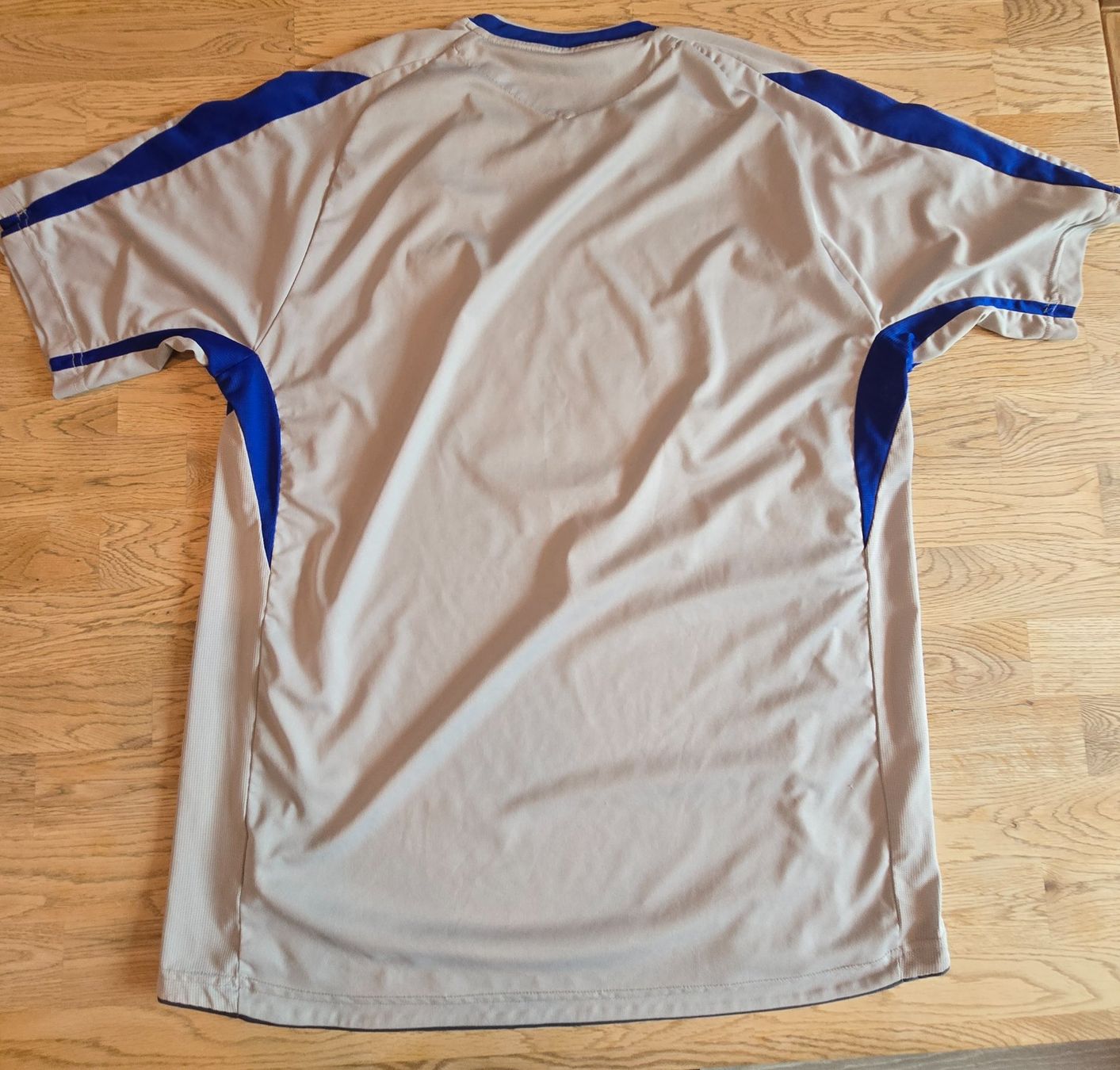 Umbro Canottiere & Pantaloni: Blackburn Rovers | 2007/08 | Trainingstrikot – Usato da Zollbrück venduto da MiKron 1