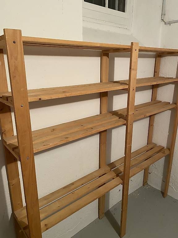 Scaffali: Latten Holzregal – Usato da Stein am Rhein venduto da aju_gr6w