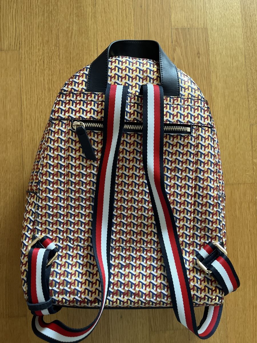 Tommy Hilfiger Zaini: Tommy Hilfiger Rucksack – Nuovo (secondo la descrizione) da Dietikon venduto da na_129 1