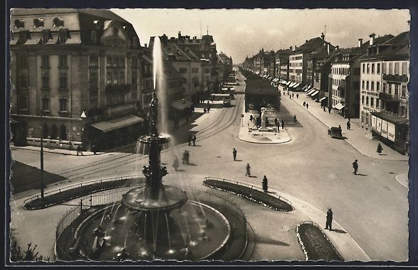 Cartoline postali: La Chaux de Fonds, Rue Léopold Robert,  – Usato da Berlin venduto da bartko-reher
