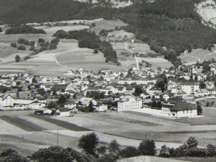 Cartoline postali: WELSCHENROHR SO AK 1961 LUFTBILD – Usato da Ettingen venduto da Hausi4711 1