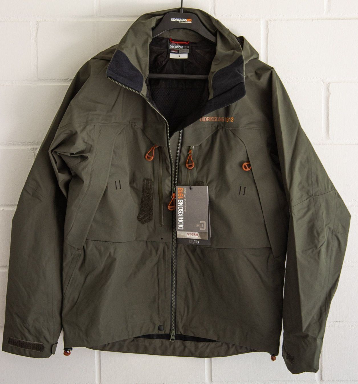 Didriksons Jacken: Wandern Outdoor Regenjacke Didriksons – Neu und originalverpackt aus Rotkreuz von advatec 1