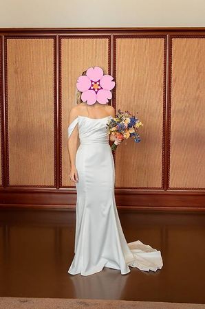 Wunderschönes schlichtes Hochzeitskleid inkl. Schleier