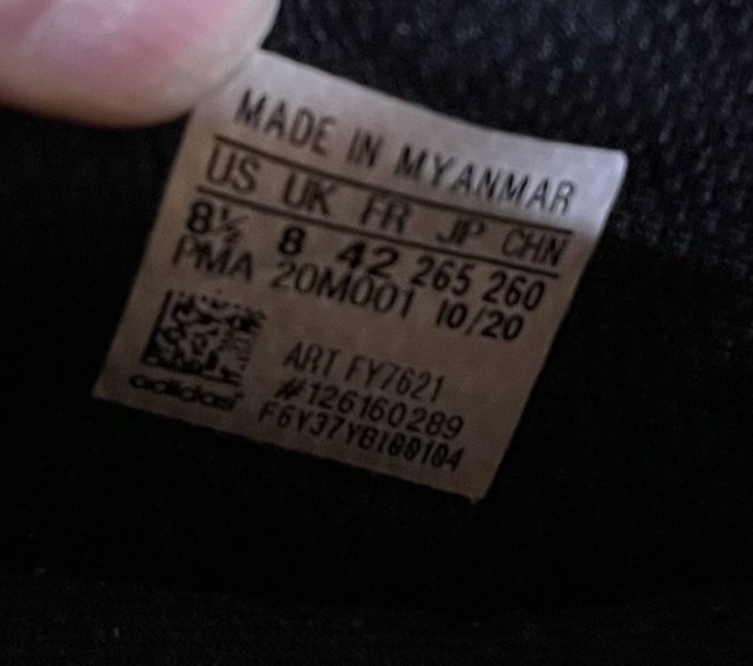 Scarpe per ragazzi: Schöne ADIDAS Hallenschuhe, Grösse 42 – Usato da Zollikerberg venduto da elbamania 3