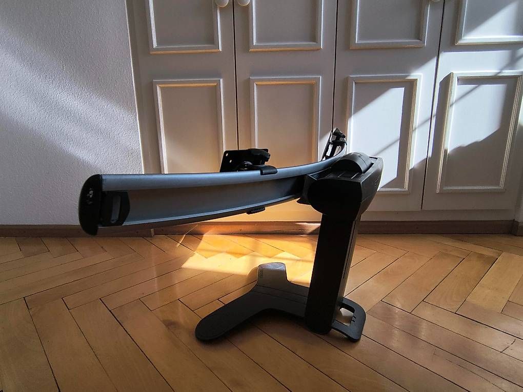 Staffa per monitor: Ergotron double porte écrans réglable – Usato da FRIBOURG venduto da bigpolarbears 3