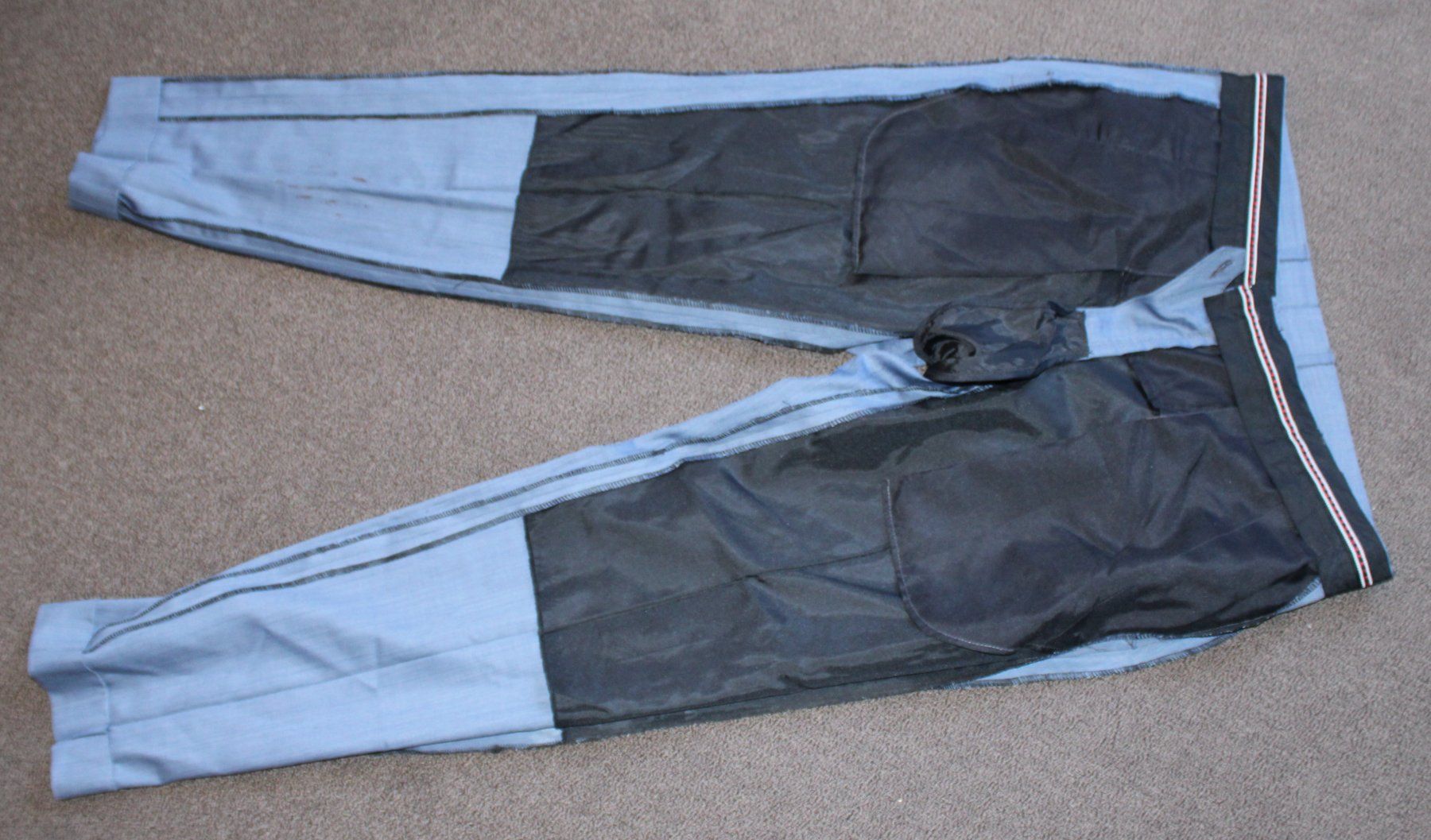 Pantalons: Hose – D'occasion à Schaan par antikes_und_kurioses 6