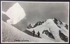 LÖTSCHENTAL Bergsteiger mit Hockenhorn