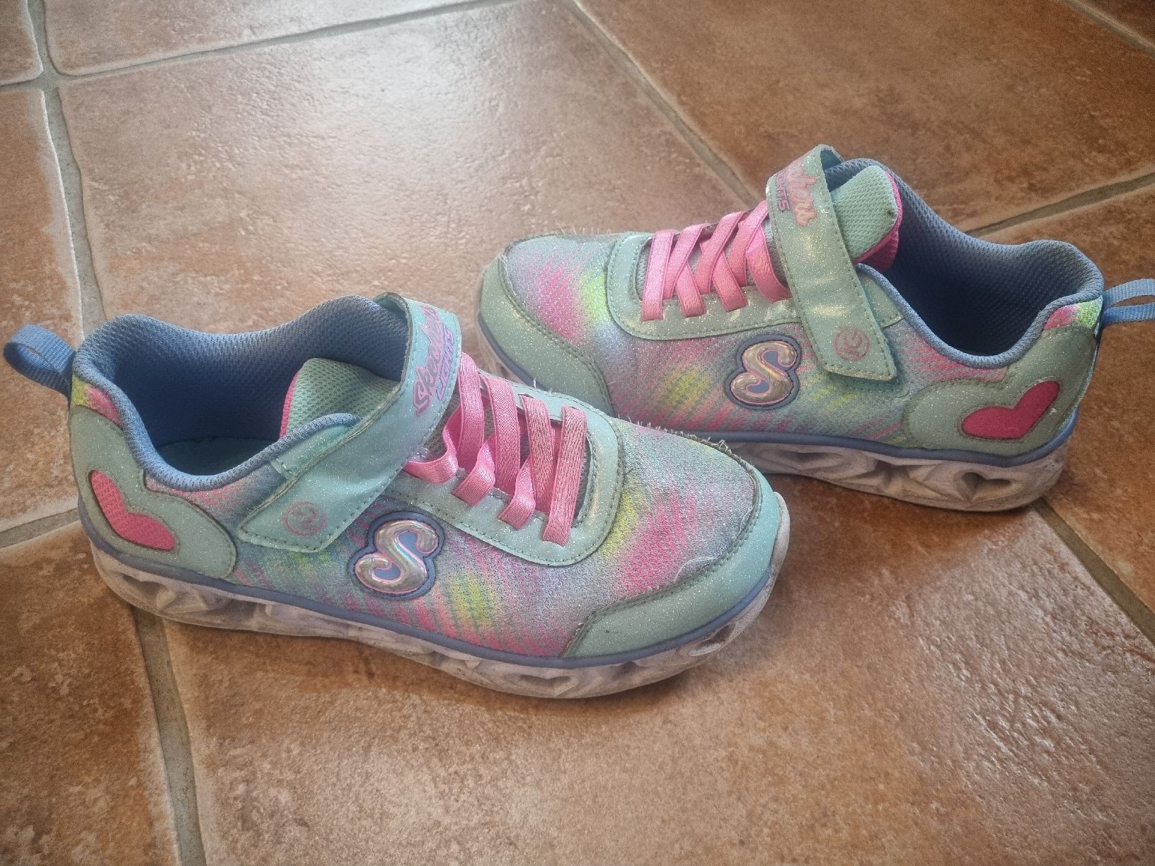 Scarpe per ragazze: baskets fille 36 – Usato da Rennaz venduto da mar_9c85