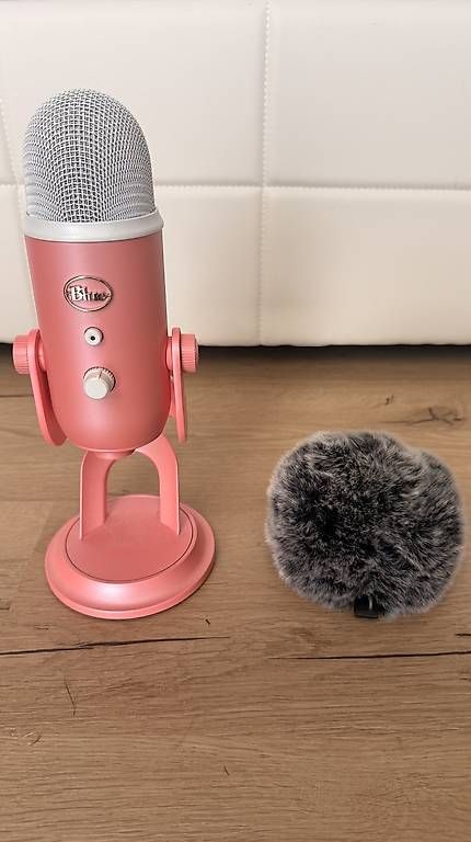 Logitech Microfoni: Blue Yeti USB Mikrofon Coral Pink – Usato da Dintikon venduto da Reacon
