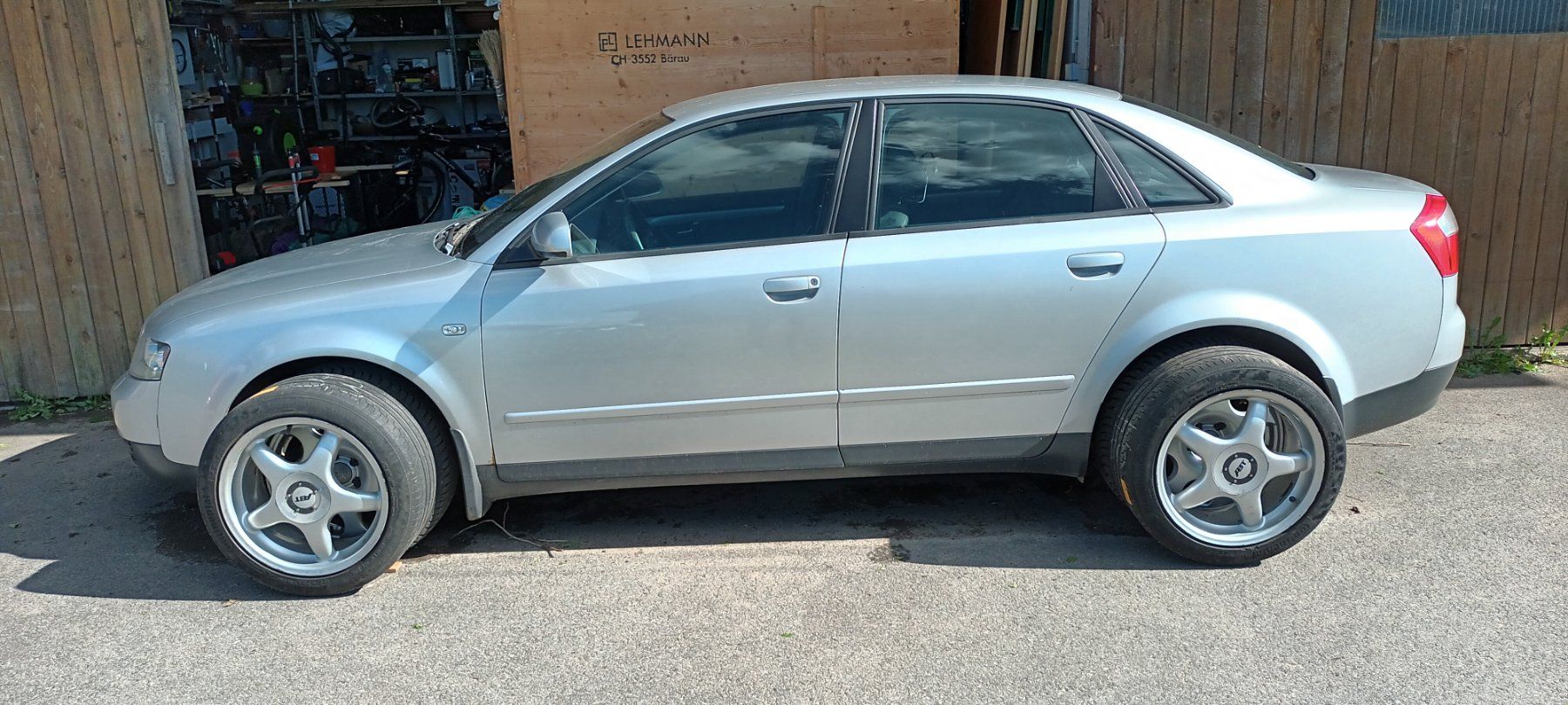 Audi Automobili: AUDI A4 Limousine 2.5 TDI quattro – Usato da Langnau i. E. venduto da Quattroa4 6