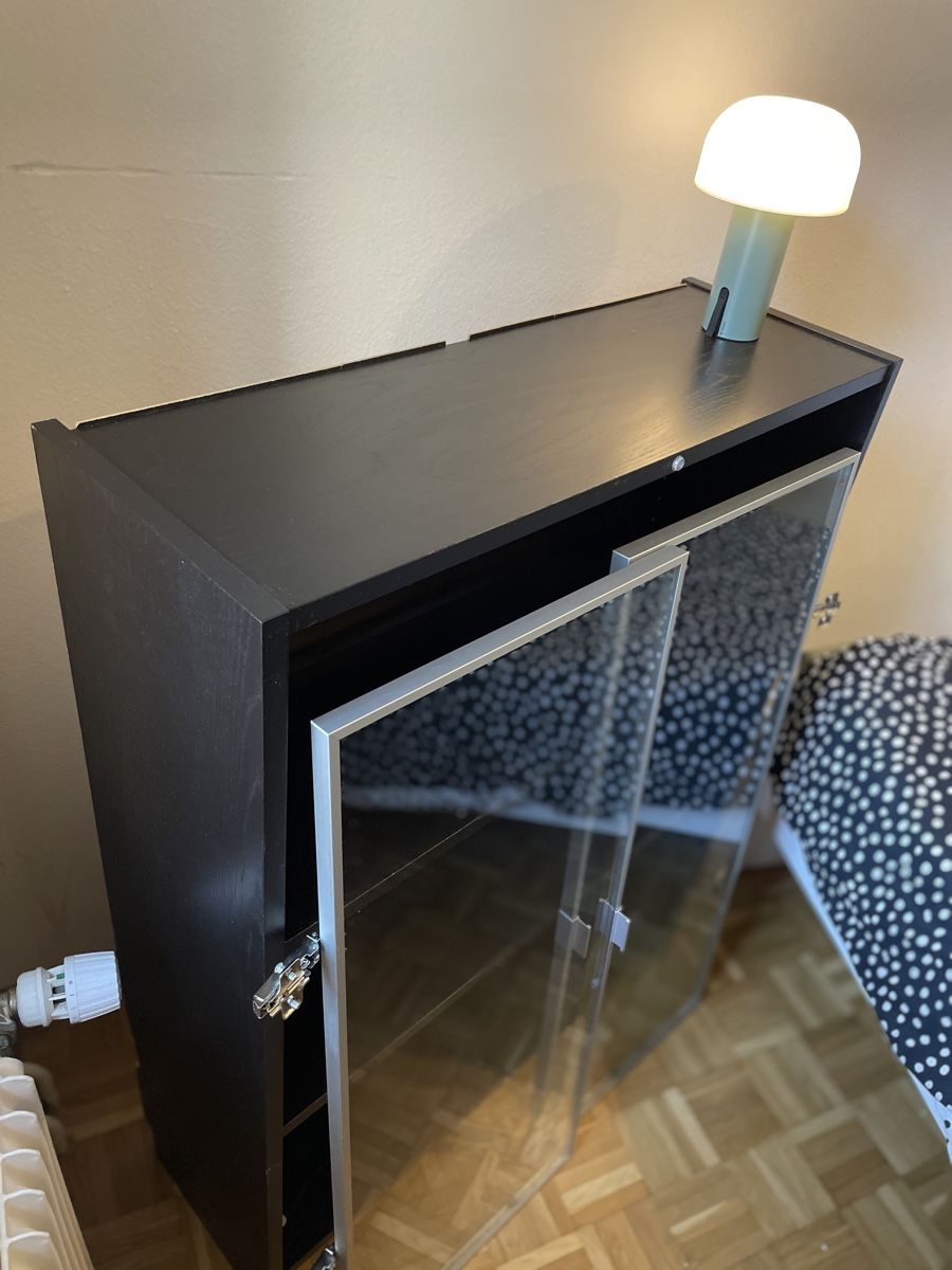Étagères: Schwarzes Regal mit Glastüren – Neuf (Voir description) à Zürich par aym_ls25 4