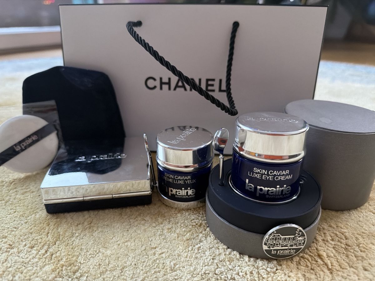 La Prairie Cura del viso: La Prairie  Leerer Glasbehälter x2, Puderverpackung  leer – Usato da Zumikon venduto da DamenFashionShop