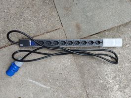 Bachmann 12-Outlet Power Strip