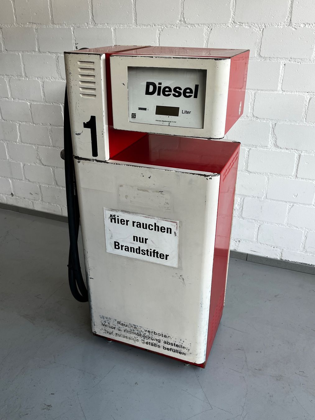 Altre raccolte & rarità: Deko Tanksäule Diesel (Tankstelle / Garage / Oldtimer) – Usato da Luzern venduto da Fracht-Design 2
