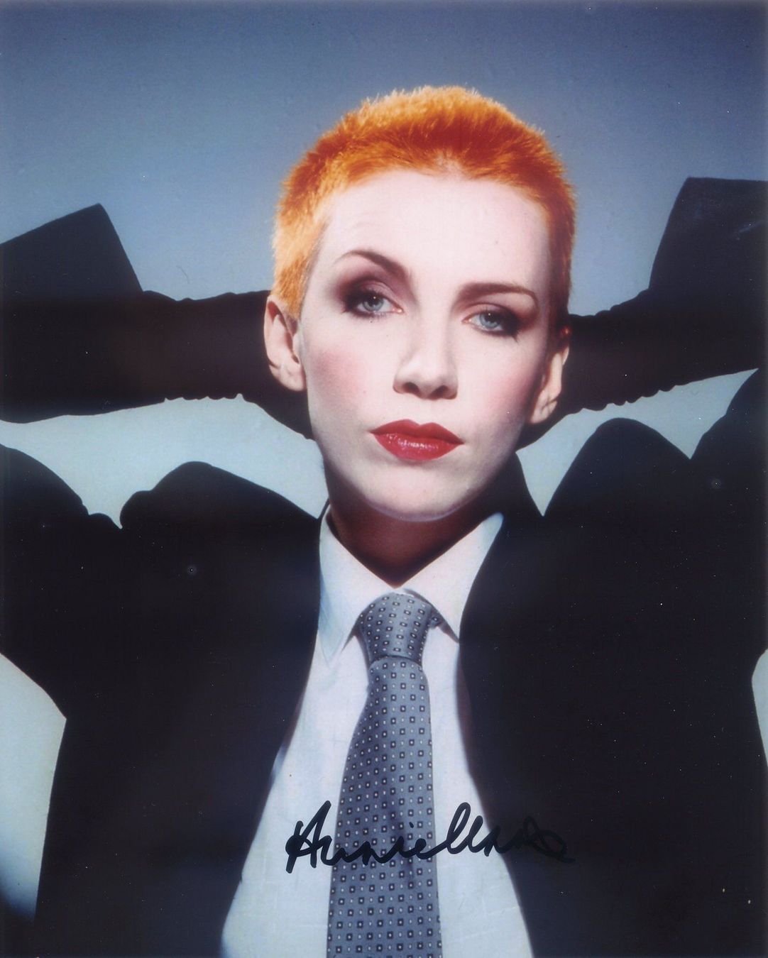 Autografi: Original Autogramm ANNIE LENNOX Eurythmis auf Großfoto – Nuovo (secondo la descrizione) da Gremersdorf venduto da autogrammraritaeten