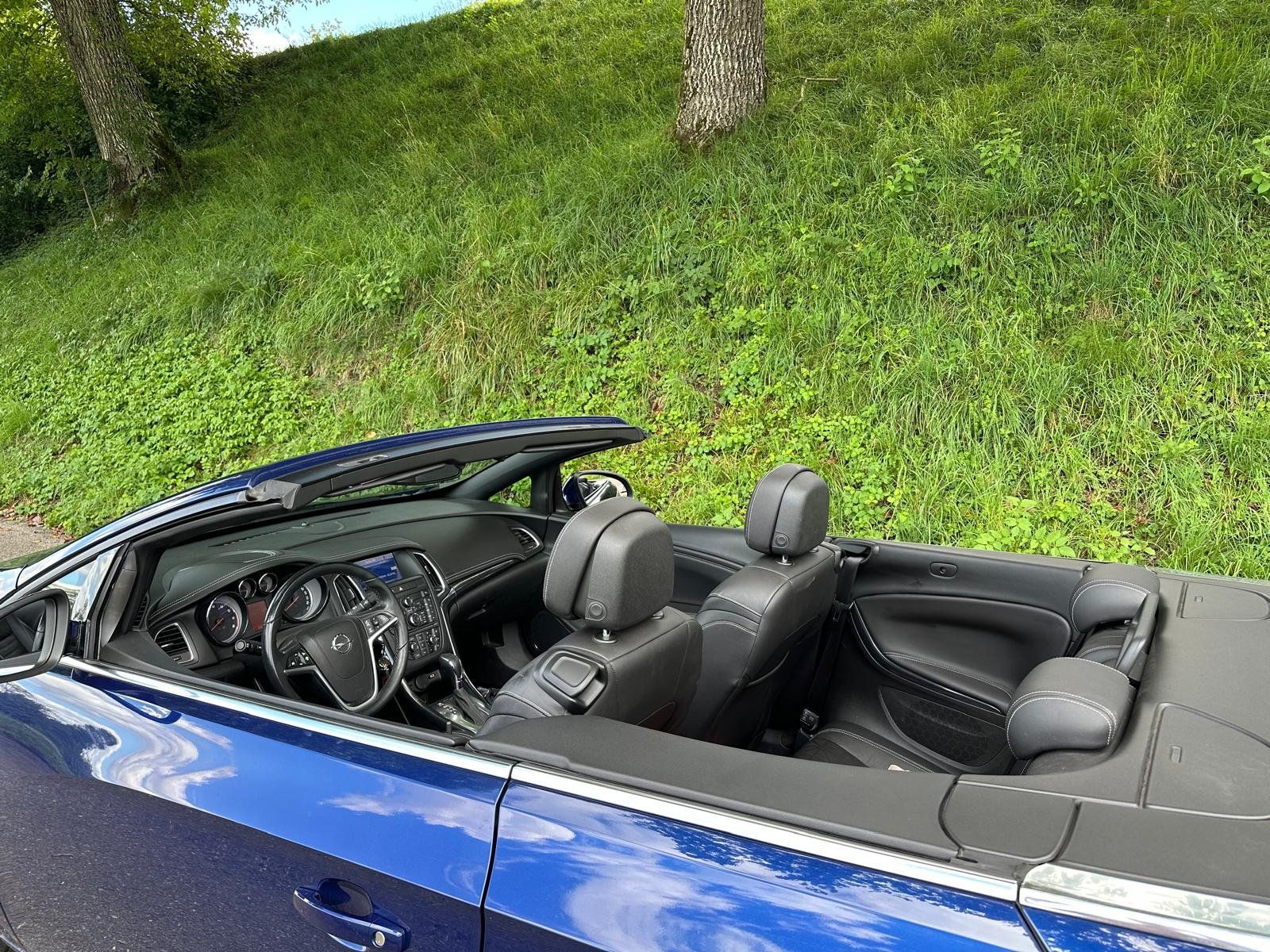 Opel Automobili: Opel Cascada Cabriolet, Blau mit Anhängerkupplung – Usato da Winterthur venduto da steck955 1