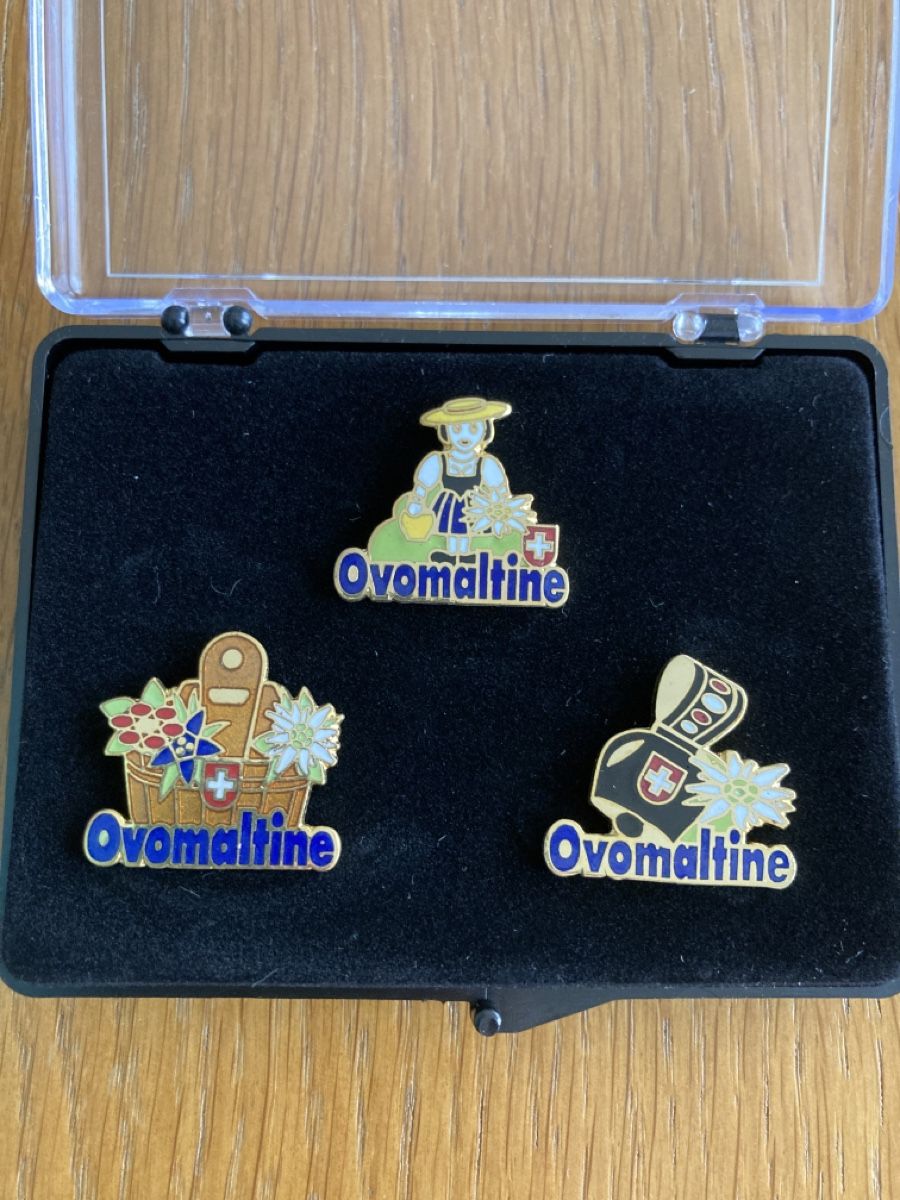 Broschen & Nadeln: Pins Ovomaltine – Gebraucht aus Mühlau von hofstattuhu