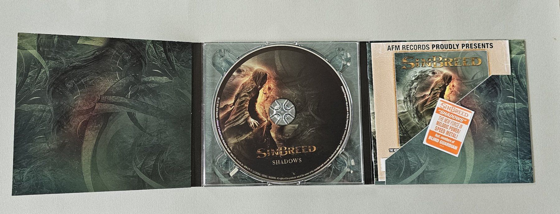 CD: Sinbreed - Shadows - DigiPak – Nuovo (secondo la descrizione) da Lenzburg venduto da Pa_hcs 2