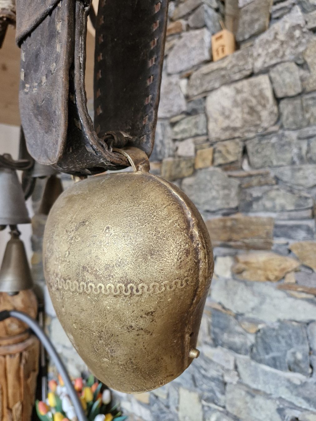 Glocken & Treicheln: Glocke Treichel – Gebraucht aus Guarda von rue_bpd7 1