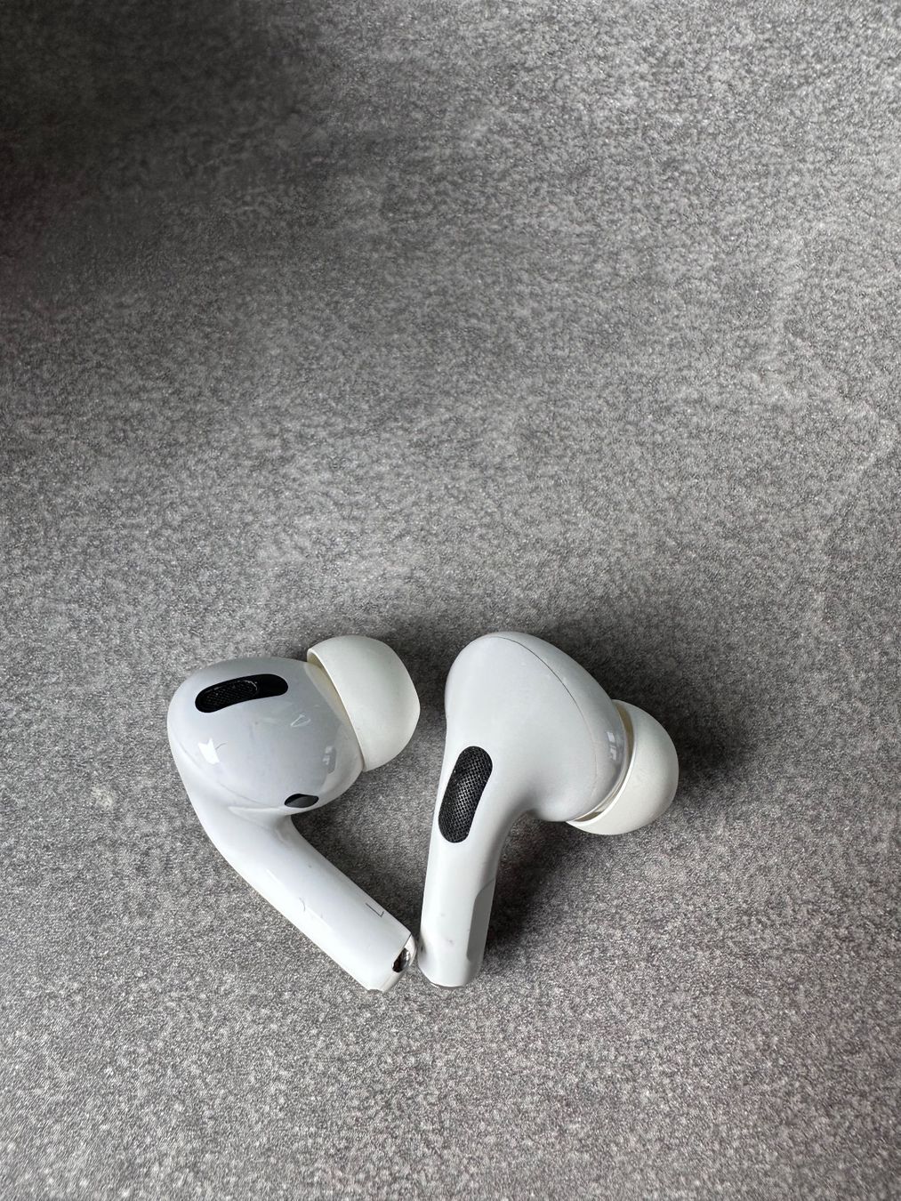 Apple Kopfhörer: Écouteurs Apple AirPods Pro Original – Gebraucht aus Le Lignon von fab_w9jj 3