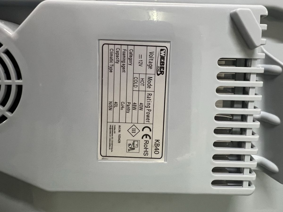 Frigoriferi & Refrigeratori: Weber elektrische Kühlbox KB40, 12V – Usato da Liestal venduto da R-wed 2