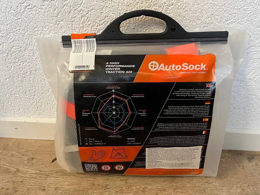 Chaînes à neige: Autosock Winter-Notfahrhilfe Gr. 685 – D'occasion à Zürich par Ivovb 1