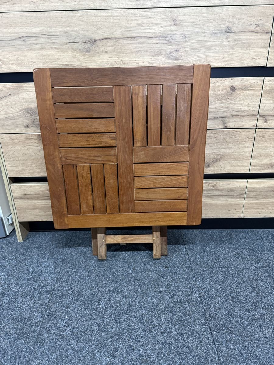 Sessel: Teak Lounge Sessel und Beistelltisch-Hocker – Gebraucht aus Luzern von Emelie77 2
