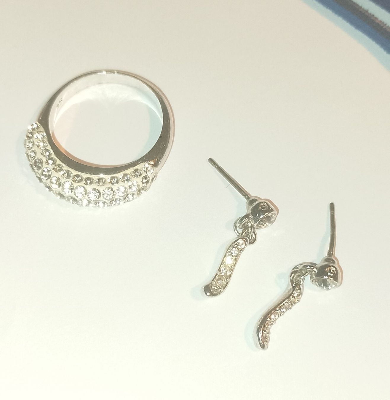 Swarovski Sonstiger Schmuck: set Swarovski, Brooks Bentley  – Gebraucht aus Therwil von col_m6rx 2
