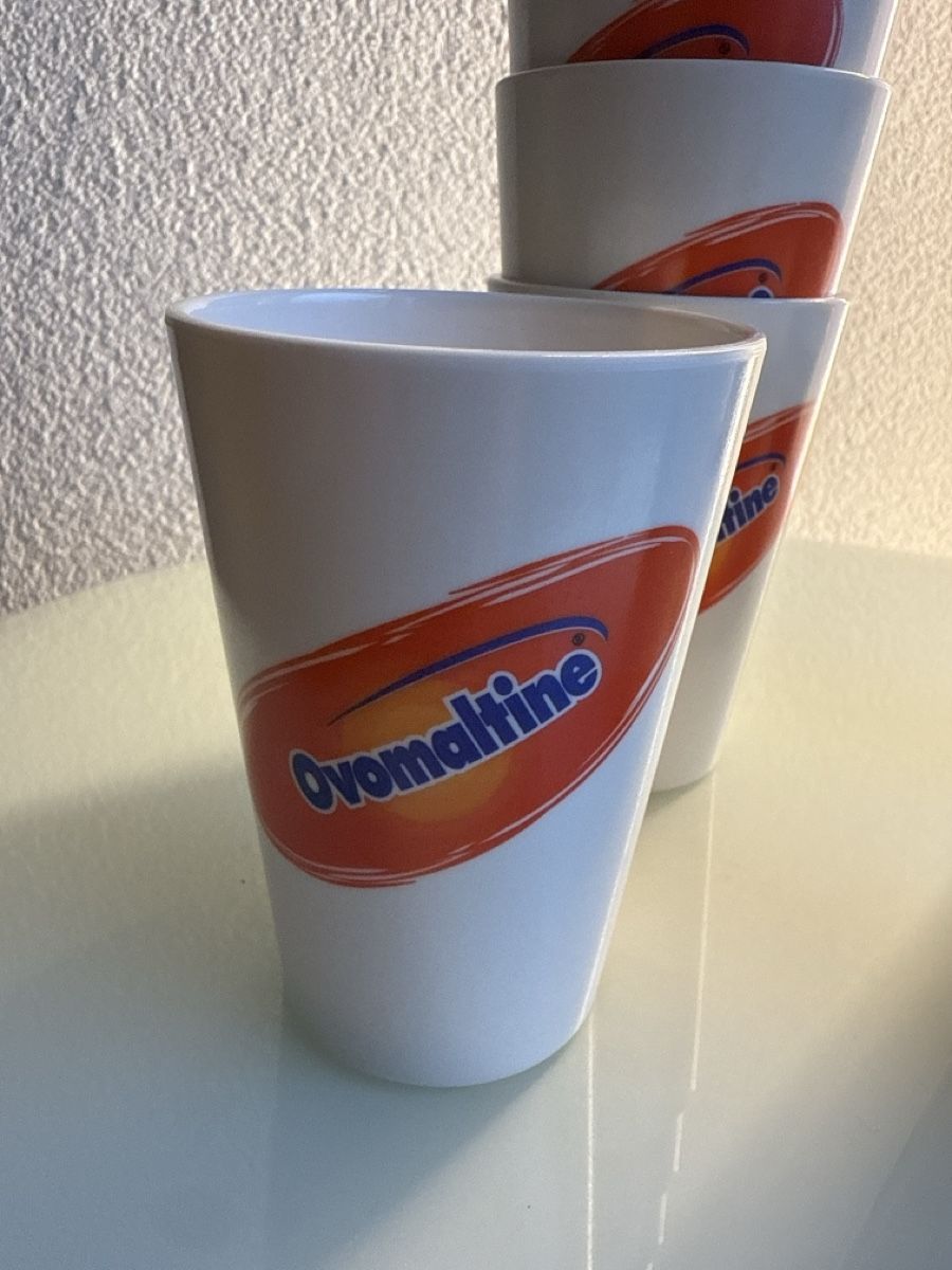 Ovomaltine Tazze: Ovomaltine Becher – Nuovo (secondo la descrizione) da Horriwil venduto da Carrera68 1