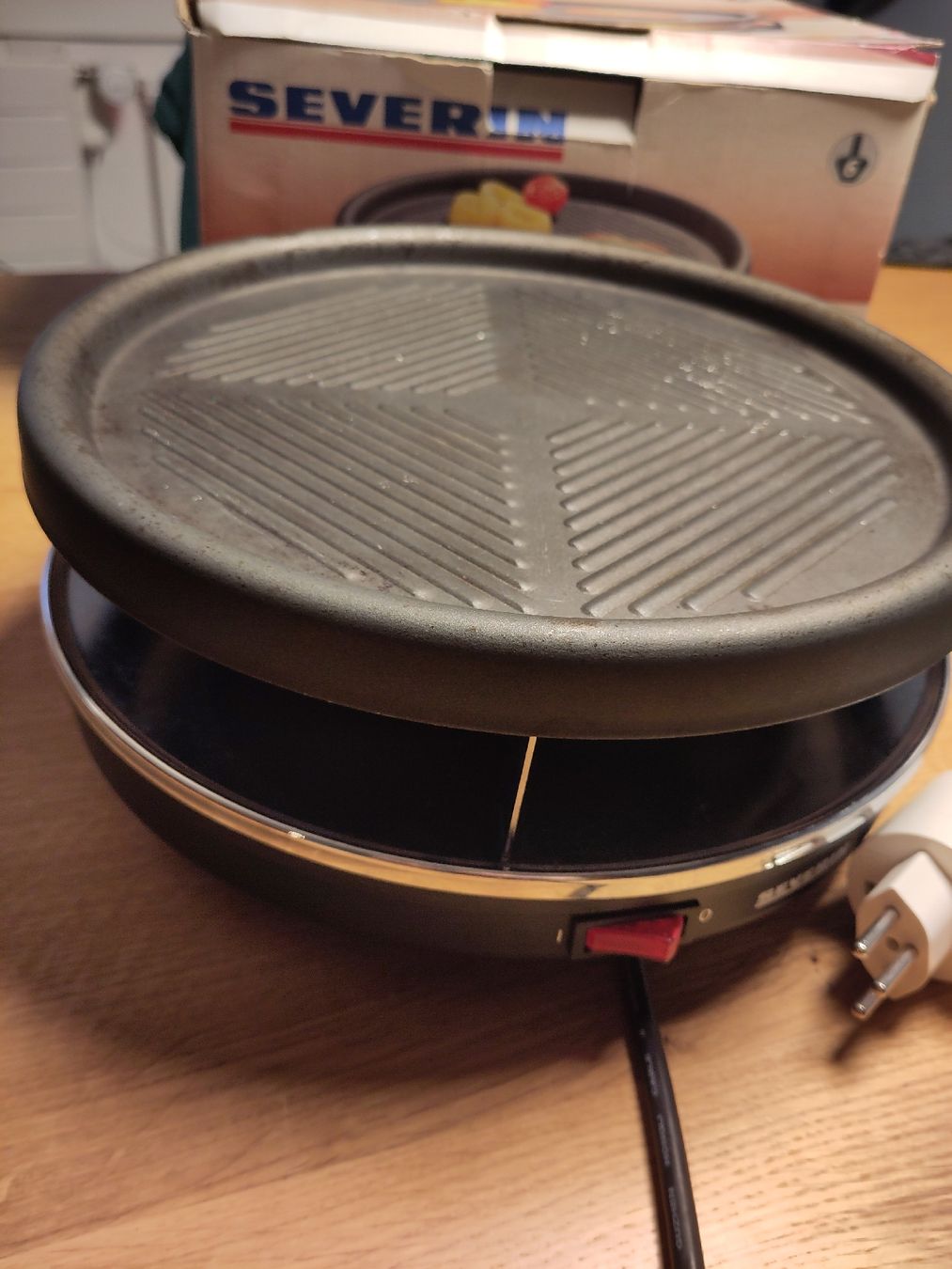 Küchengeräte: Severin Raclette Ofen mit Grill – Gebraucht aus Zürich von piw_s6pl 1