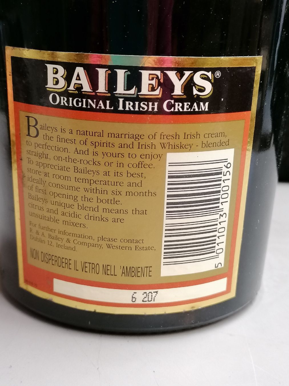 Bevande alcoliche: BAILEYS  – Usato da Genève venduto da Leboucheoreilles 7