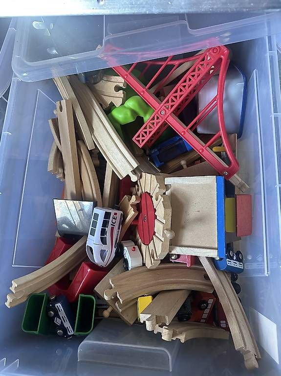 Brio Spielzeuge: Brio Eisenbahn und Zubehör – Gebraucht aus Heimiswil von burdar 1