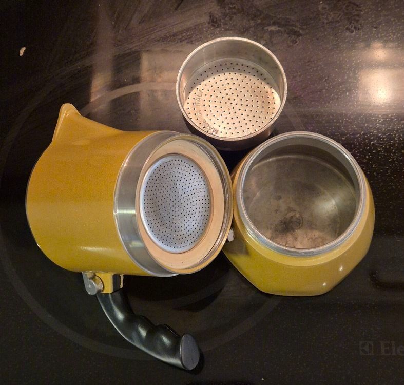 Bialetti Kaffeemaschinen & Espressomaschinen: Bialetti Espressokocher Klein – Gebraucht aus Winterthur von delfin1314 1