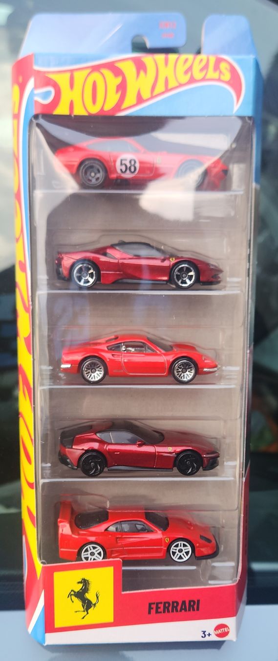 Hot Wheels Modellini d'auto: HOT WHEELS 5-PACK FERRARI 2026 – Nuovo e nell'imballaggio originale da BULLE venduto da 2FINGERSCH 1