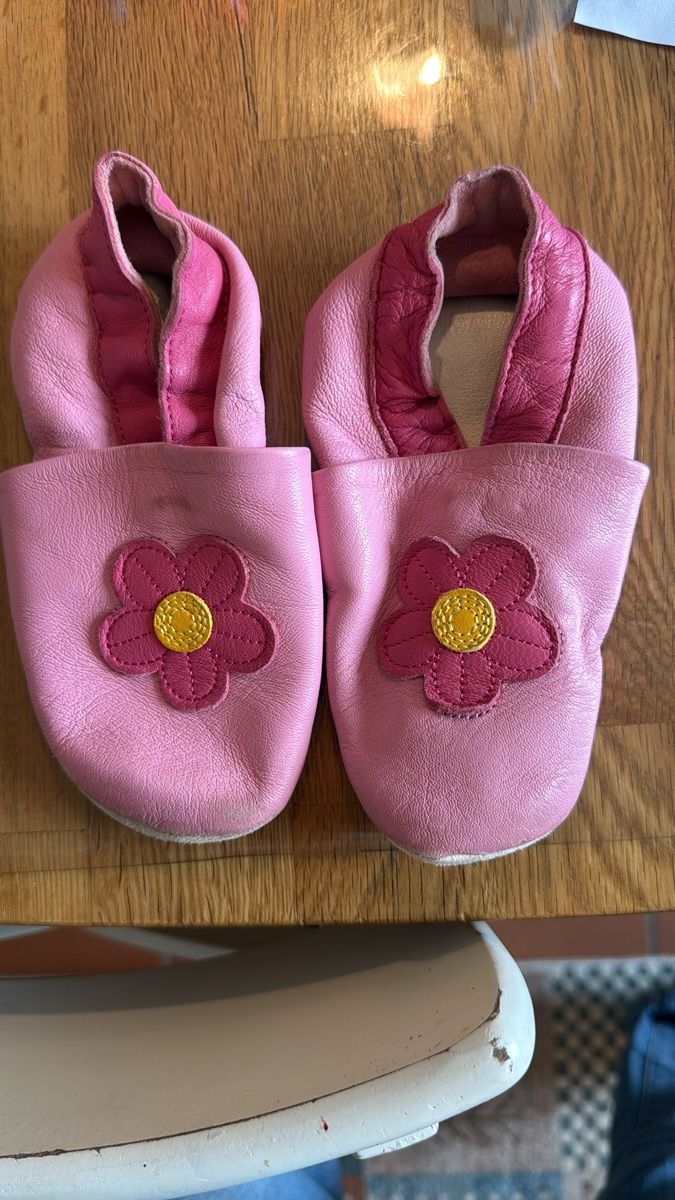 Scarpe per ragazze: Leder Finken  – Usato da Elgg venduto da Kaboy