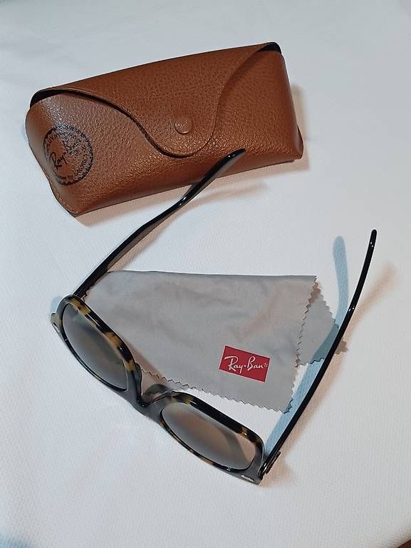 Brillen & Gläser: Sonnenbrille Ray Ban – Gebraucht aus Jenins von BruGa01