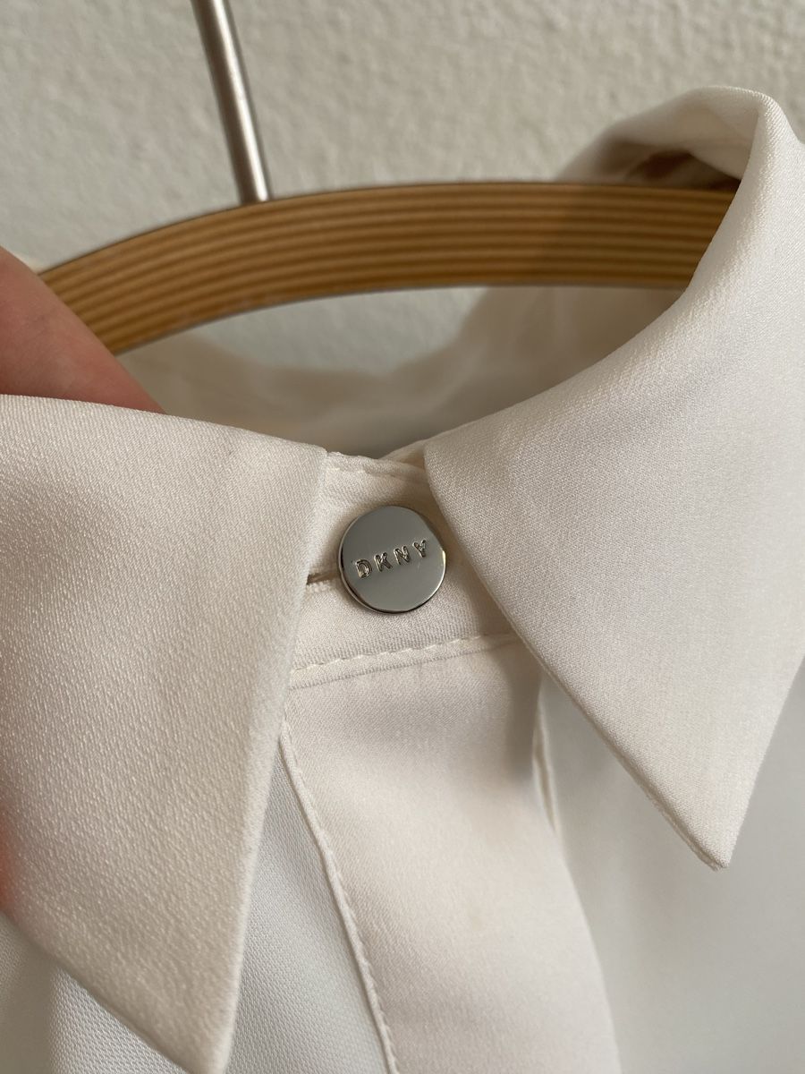 DKNY Camicette: Elegante DKNY Damenbluse, weiss – Usato da Baar venduto da annasorbian 4