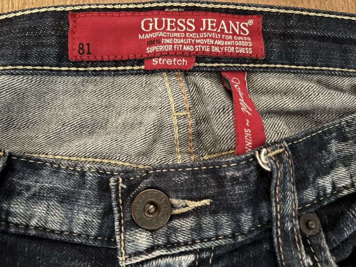 Guess Jeans: GUESS Scarlett 28/32 jeans – Gebraucht aus Windisch von bymarikaa 3